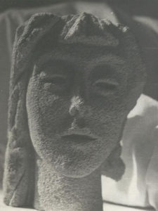 Женская голова. 1960-е. Пемза